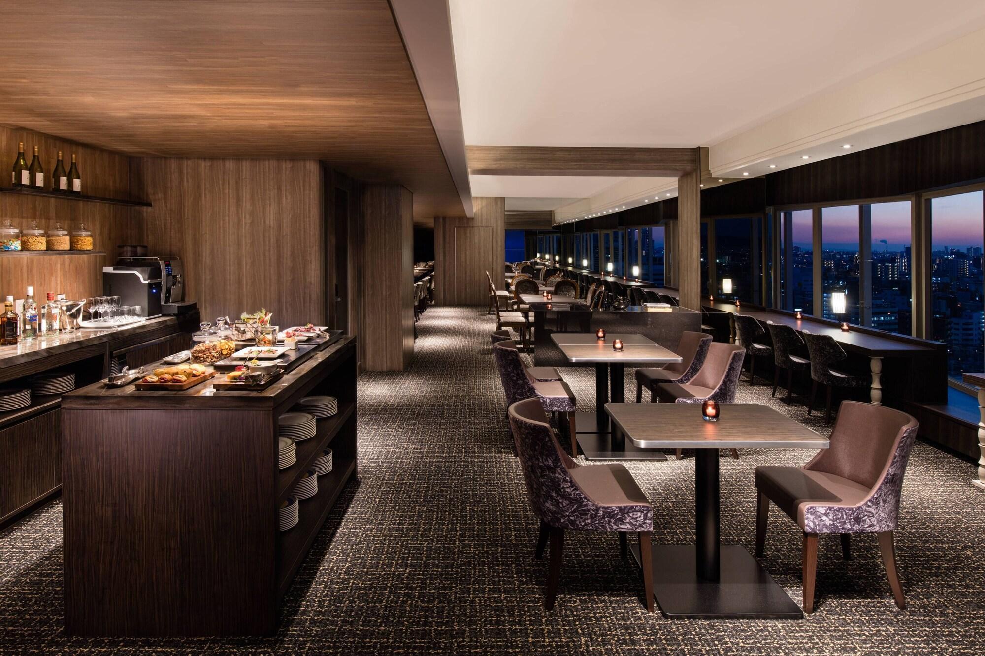 Hotel Courtyard By Marriott Shin-Osaka Station Zewnętrze zdjęcie The Lounge at Tokyo International Airport
